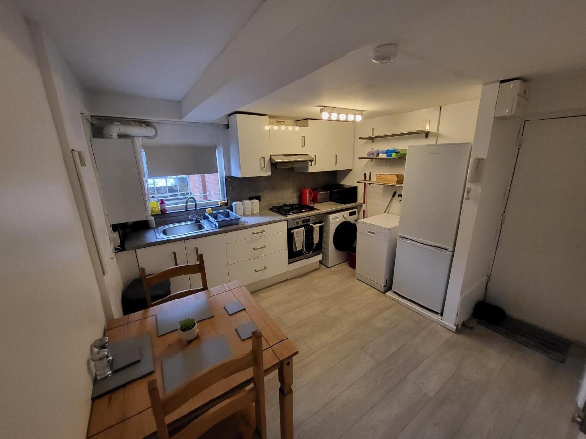 Cosy By Clapham South Underground! Apartment