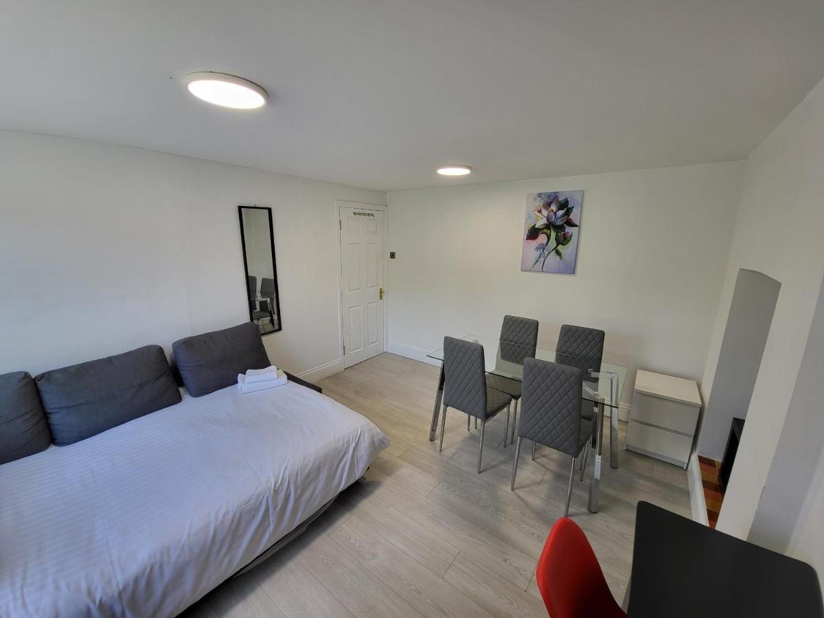 Cosy By Clapham South Underground! Apartment London